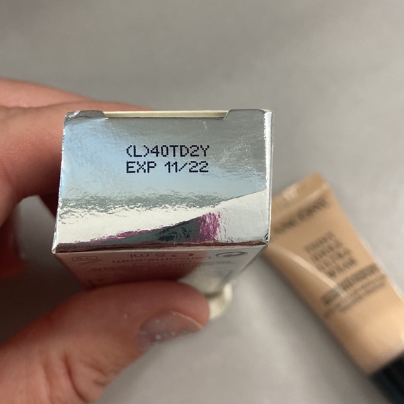 Lancôme Tient Idole Ultra Wear Mini 140 Ivory 5 ml NIB Expired 11/22 travel size - Picture 5 of 10